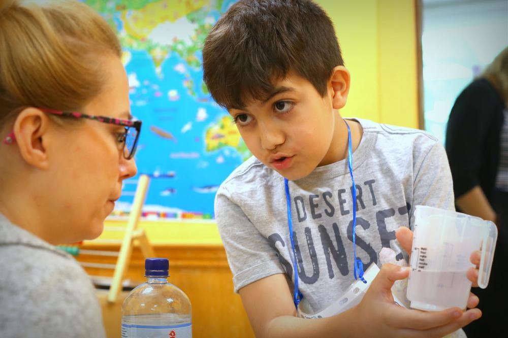 Mathe begreifen: In Projektwochen und Ferienkursen werden Grundschulkinder durch das Konzept Mathalaxie auf besondere Weise an Mathematik herangeführt.