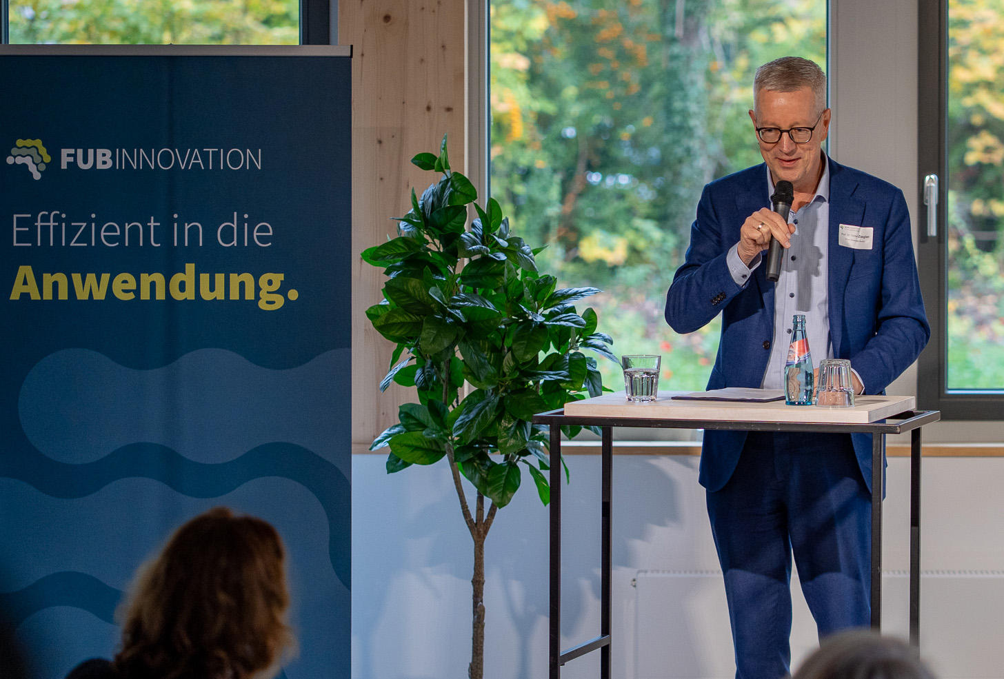 „Der räumliche Weg von der Grundlagenforschung auf dem Campups zur Anwendung hier im Scale-up-Lab war noch nie so kurz wie jetzt. Das eröffnet Potenziale“, sagte Günter M. Ziegler, Präsident der Freien Universität, auf der Eröffnungfeier.