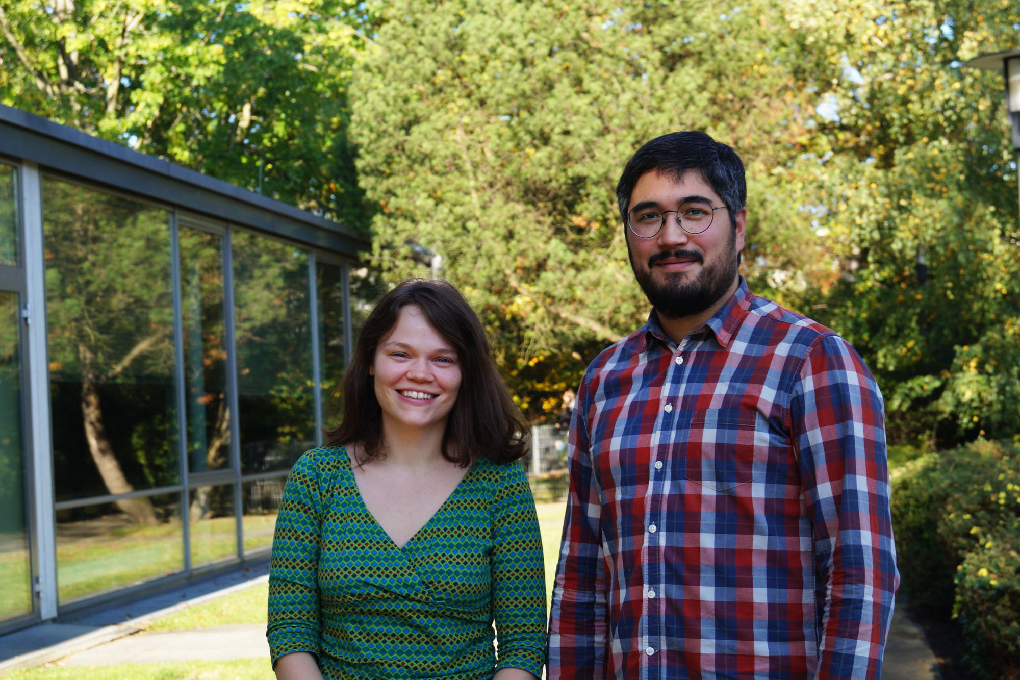 Tosca Müller vom Mentoringreferat des Fachbereichs Philosophie und Geisteswissenschaften und Martin Wertenbruch vom Mentoringreferat des Fachbereichs Politik- und Sozialwissenschaften.