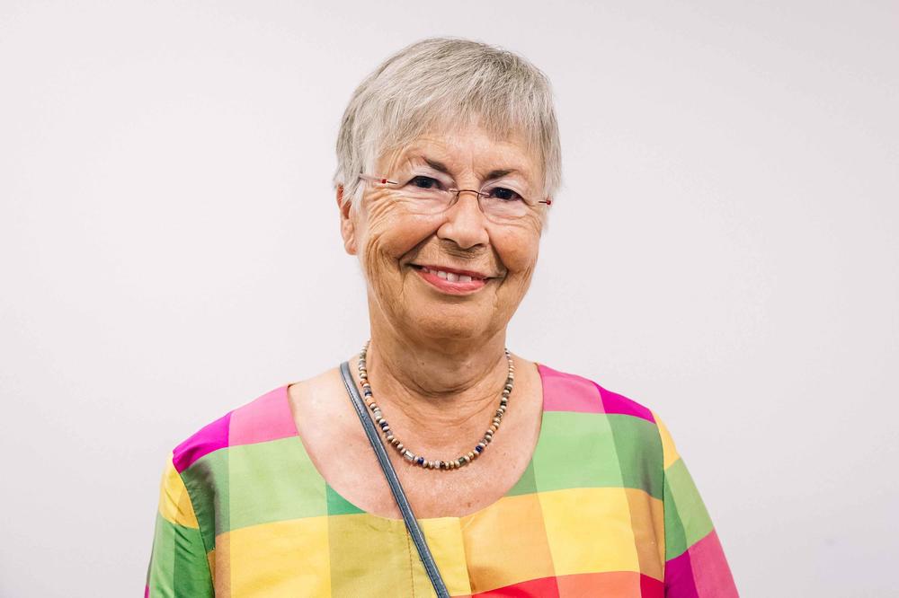 Für ihre Promotion untersuchte Dr. Ursula von Herrath die Wechselwirkungen zwischen Antiepileptika-Medikamenten – damals noch im ehemaligen Gebäude des Instituts für Neuropsychopharmakologie.