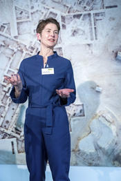 Linguistin Prof. Dr. Barbara Schlücker