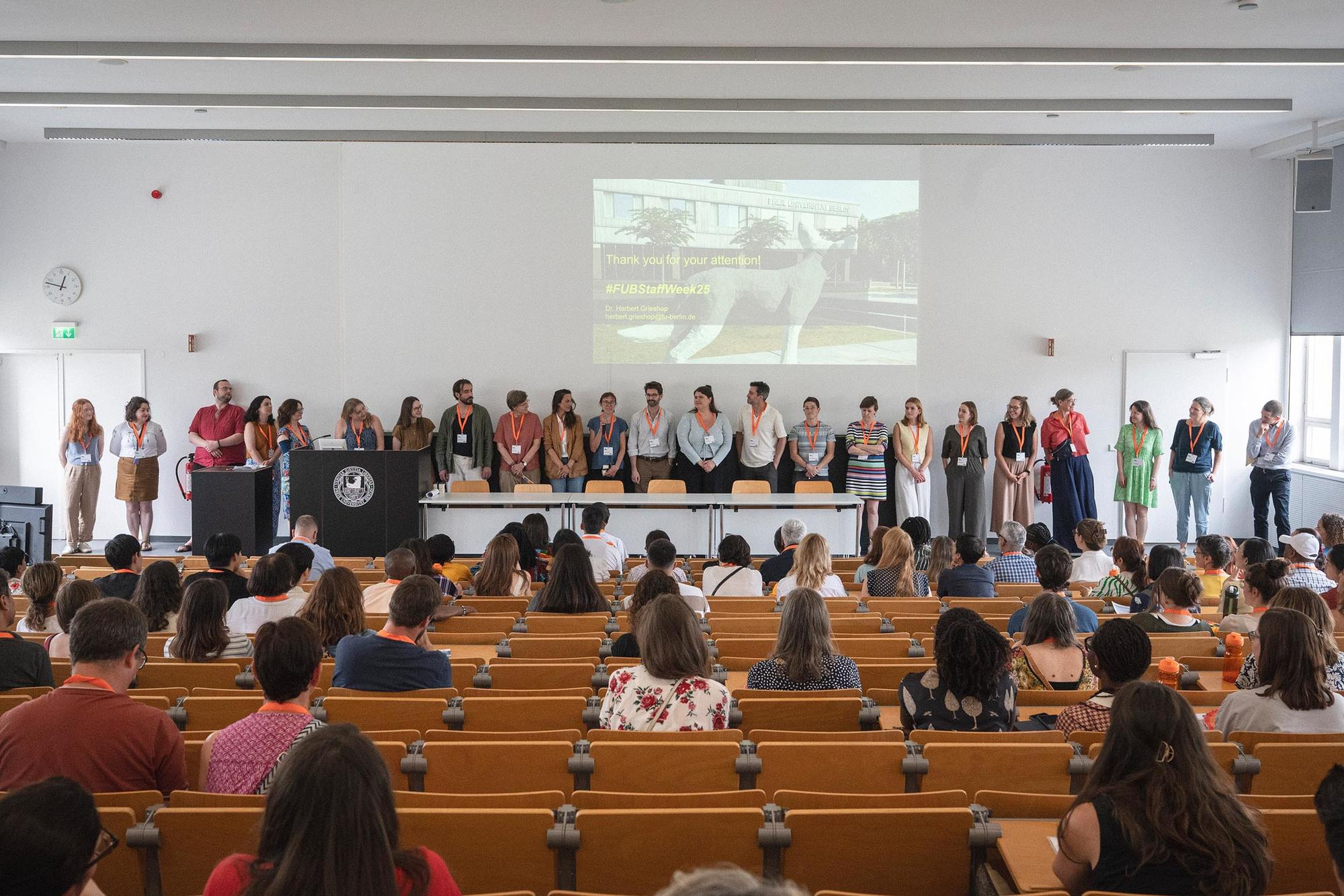 Auftakt zur International Staff Training Week 2025