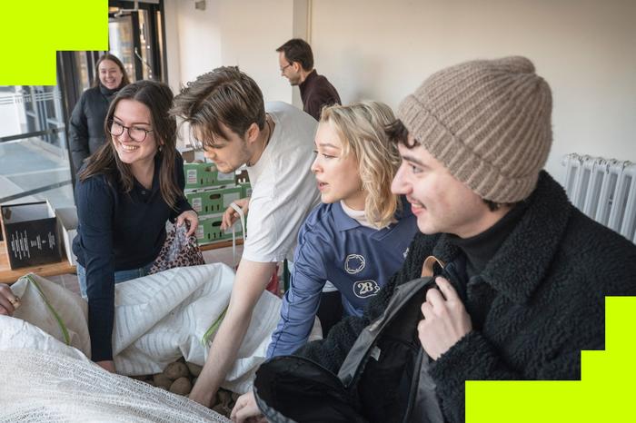 Gibt’s hier was umsonst? Ja, Kartoffeln!