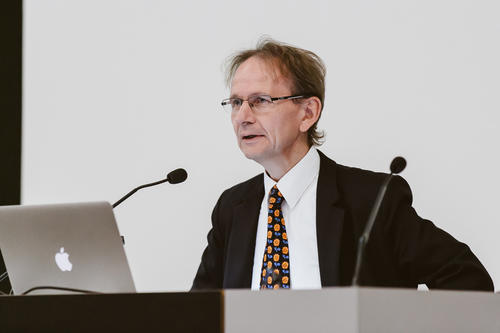 Professor Matthias Beller, geschäftsführender Direktor des Leibniz-Instituts für Katalyse, hielt den Festvortrag zum Thema "Katalyse – Schlüsseltechnologie für eine nachhaltige Chemie“.