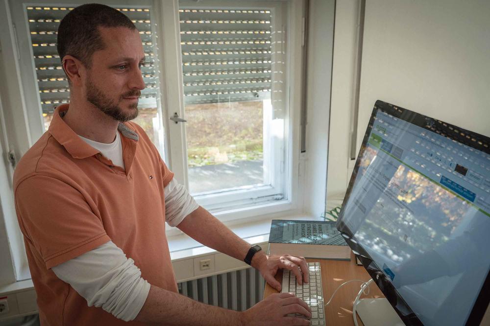 Immer mehr Privatpersonen machen ihre Steuererklärung digital. Wie wirken sich Emotionen, Einstellungen und Normen auf die Steuerehrlichkeit aus?