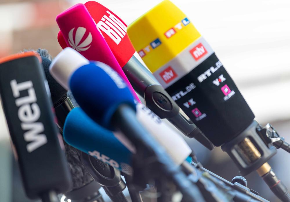 Wissenschaft braucht Öffentlichkeit. Aber Hassrede und digitale Gewalt gegenüber Wissenschaftler*innen nehmen zu. Wie können sie geschützt werden?