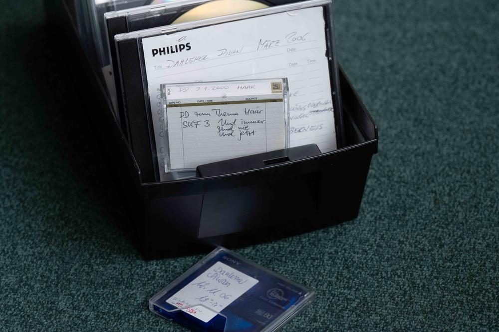 Das Material liegt auf Kassetten ...