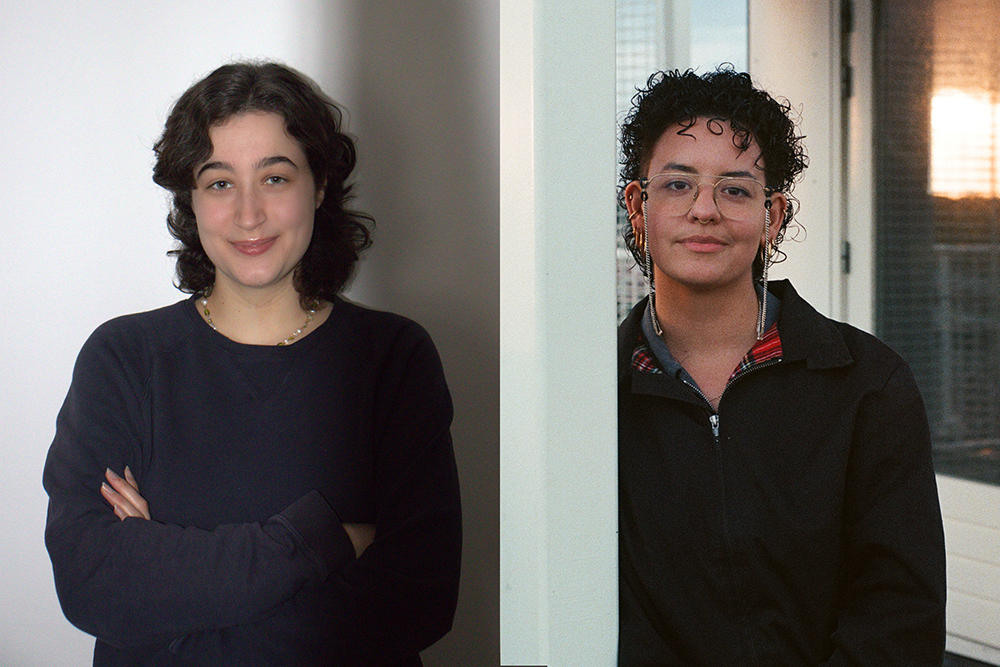 Die Philosophie-Studierenden Clara Bittner Solis (l.) und L.A. Evans haben das X-Tutorial entwickelt und führen es durch. Sie fragen: Wie politisch wirksam können Liebesbeziehungen, Partnerschaften oder Freundschaften sein?