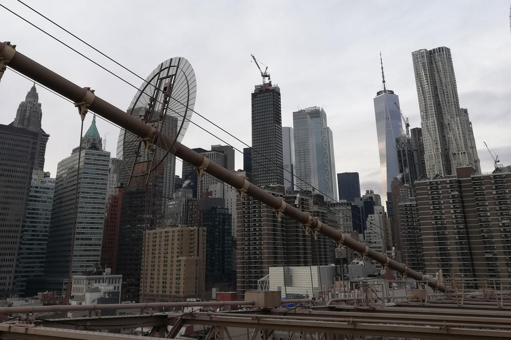 A city with many facets: View of the Manhattan skyline.