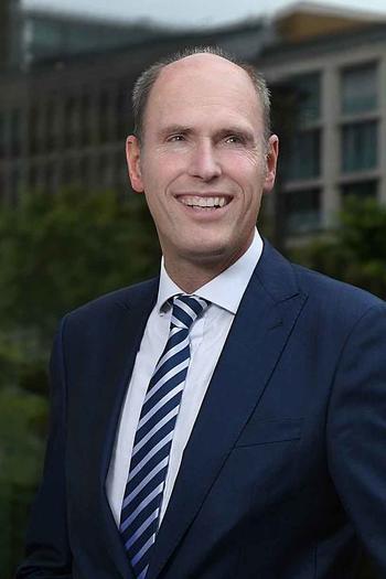 Peter-André Alt is a literary scholar at Freie Universität Berlin, where he served as president of the university from 2010 to 2018. He has been a member of the management board of the Wübben Wissenschaftsstiftung foundation since 2023.