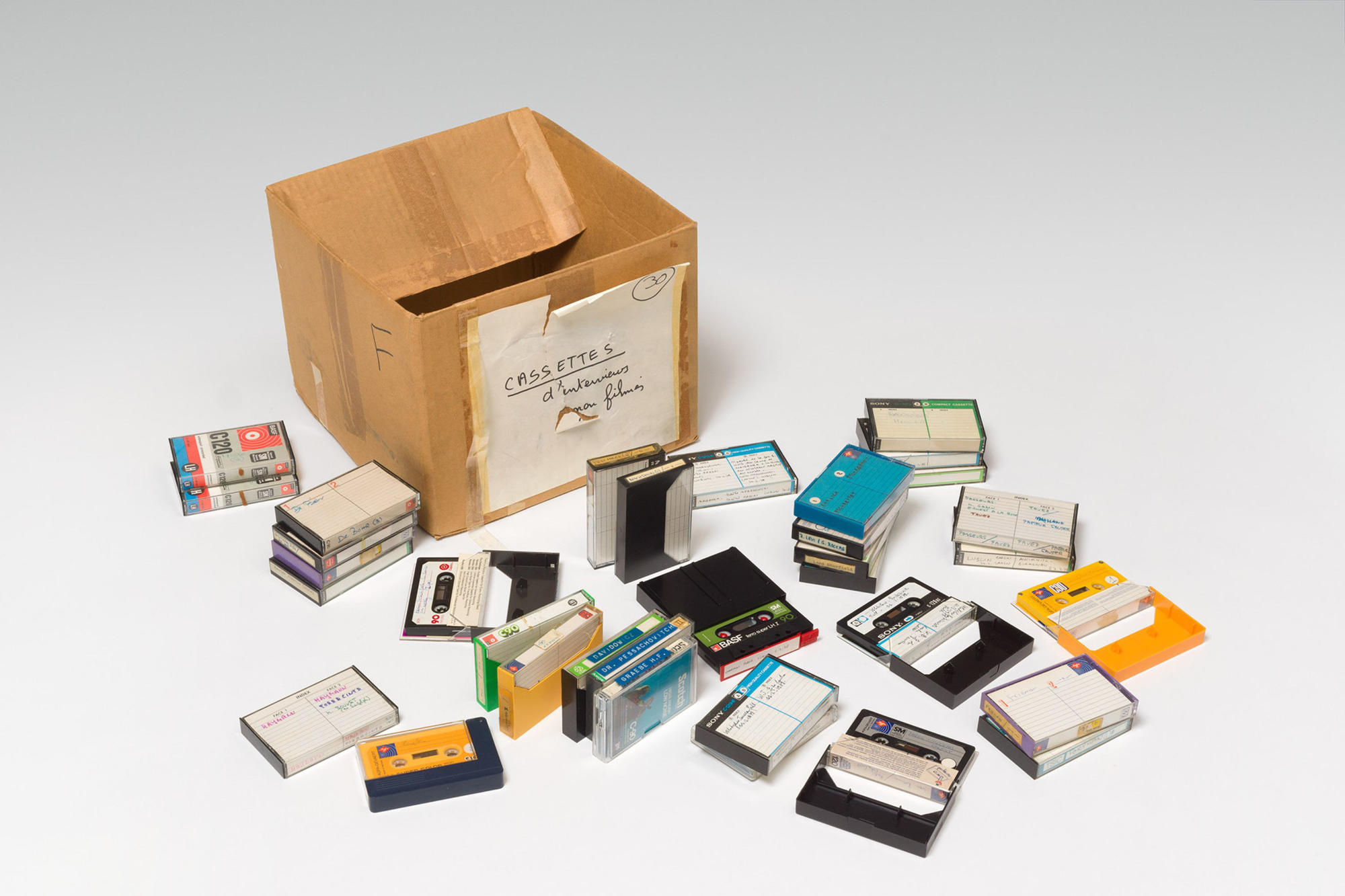 Claude Lanzmann’s audio archive contains 152 cassette recordings. Freie Universität Berlin has made the collection available online in cooperation with the Jewish Museum Berlin.