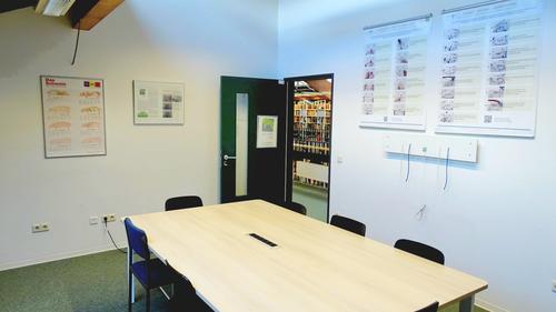 Veterinary Library (Oertzenweg 19b, Campus Düppel)