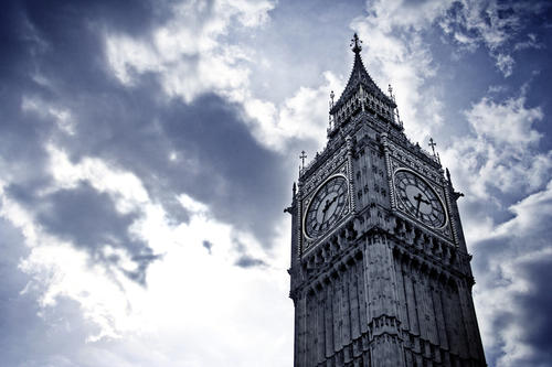 Nur die Uhren gehen anders: Das Rechensystem, basierend auf der Zahl 60, kam 2300 vor Christus auf. Außer zur Zeiteinteilung wird es heute jedoch nicht mehr genutzt.