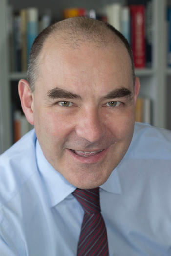 Prof. Dr. Oliver Janz