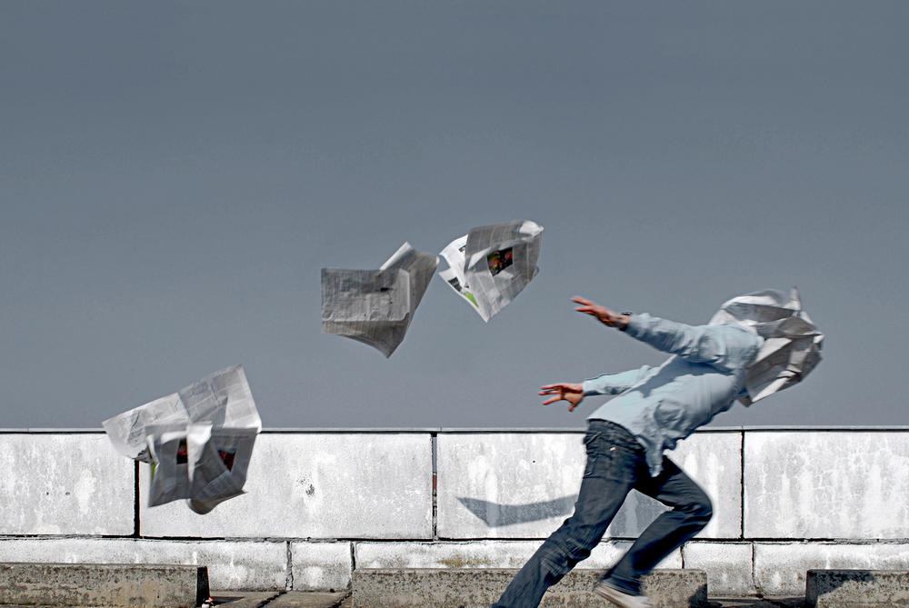 Steckt der Journalismus in der Krise? Gehen journalistische Grundregeln mittlerweile über Bord, wie die Trennung von Nachricht, Bericht und Kommentar?