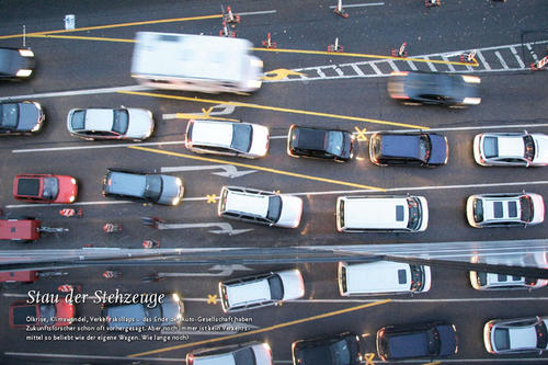 Ölkrise, Klimawandel, Verkehrskollaps – das Ende der Auto-Gesellschaft haben Zukunftsforscher schon oft vorhergesagt. Aber noch immer ist kein Verkehrsmittel so beliebt wie der eigene Wagen. Wie lange noch?