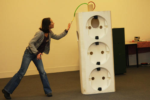 Bei der SchülerUni wird vermittelt, wie sich etwa der Energieverbrauch kreativ darstellen lässt.