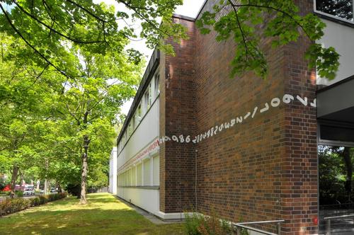 Das Mathematische Institut in der Arnimallee