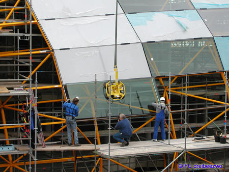 Detail der Baustelle im M&auml;rz 2004 - Teil 3