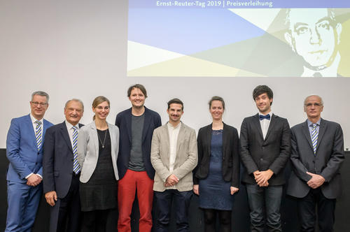 Preisträger*innen des Ernst-Reuter-Preises mit Prof. Dr. Günter Ziegler, Peter Lange und Prof. Dr. Hermann Kreutzmann.