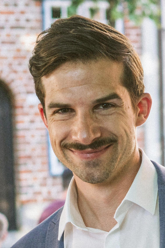 Jochum Tobias untersuchte ethische und politische Fragen zu US-mexikanischer Grenzliteratur.