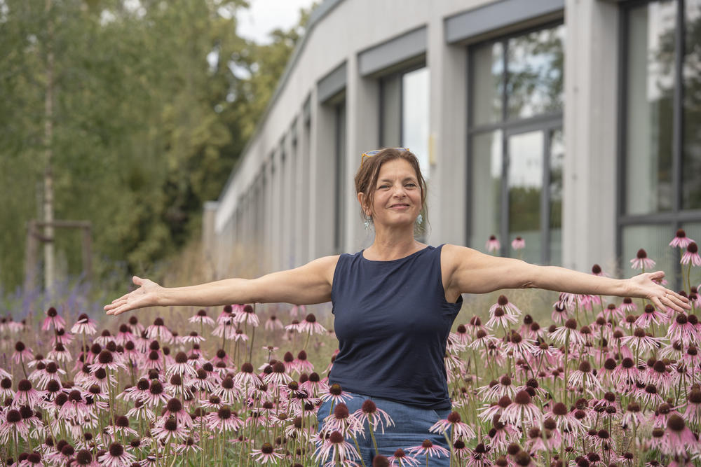 Karola Braun-Wanke, wissenschaftliche Koordinatorin und Dozentin am Forschungszentrum für Umweltpolitik,rief die Nachhaltigkeitsinitiative SUSTAIN IT ins Leben.