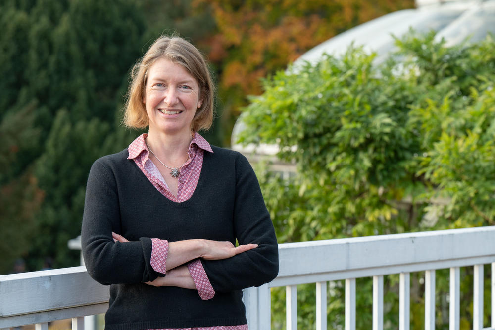 Eva Häffner entwickelt Handlungsempfehlungen für die Politik und hilft Personen und Institutionen zu vernetzen, um gemeinsame Wissensressourcen zu schaffen.