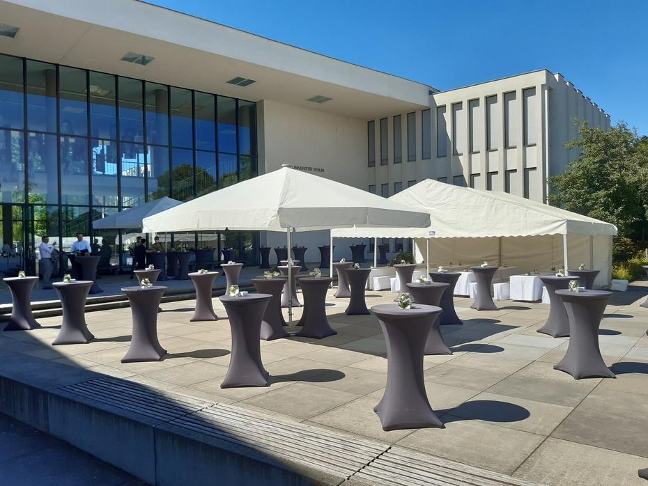 Vorplatz Boltzmannstr AvH