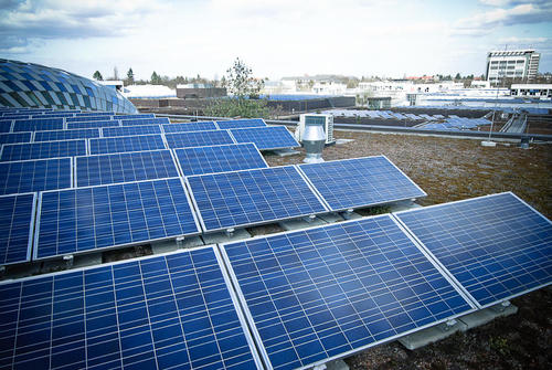 Solaranlage auf den Dächern der FU