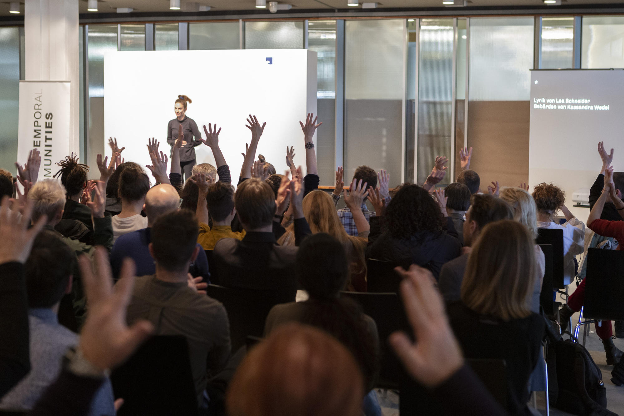 Mit einem Grand Opening am 24. bis 26. Oktober 2019  wurde der literaturwissenschaftliche Cluster Temporal Communities eröffnet.